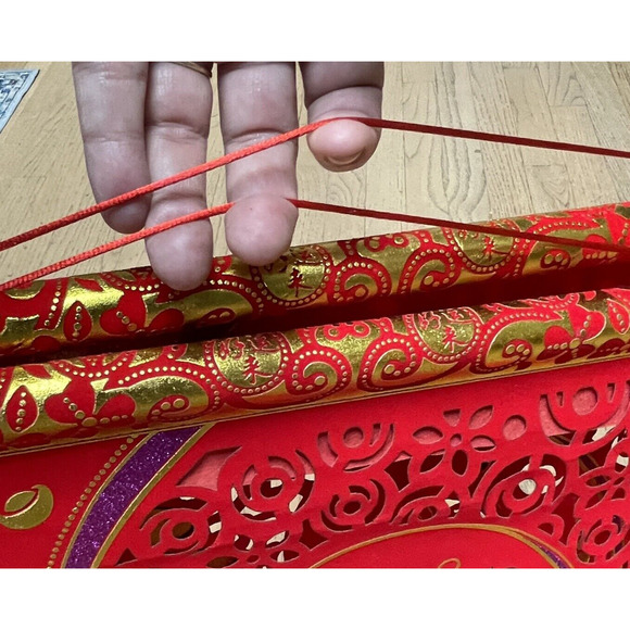 Chinese Asian Red Velvet Scrolls Set of 2 Dragon Gold Metallic Wall Hanging - Picture 10 of 10